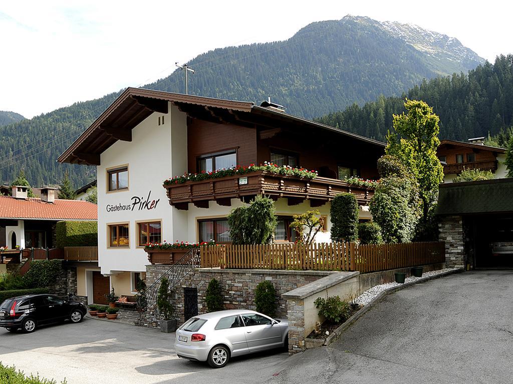 Gaestehaus Pirker Finkenberg Bagian luar foto